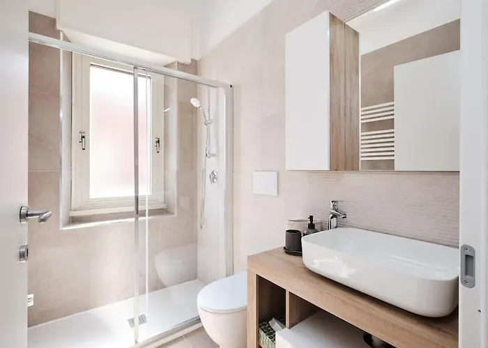 Apartment Ospedale Gemelli-vaticano Domus Di Pace 1bdr By Hotea